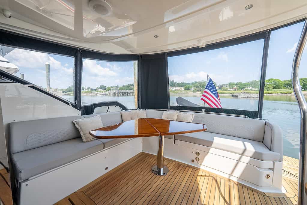 Sea Amber Sitting Area